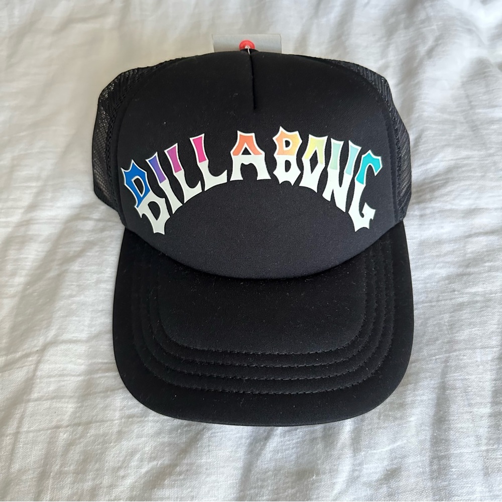 NWT Billabong Women’s Trucker Hat